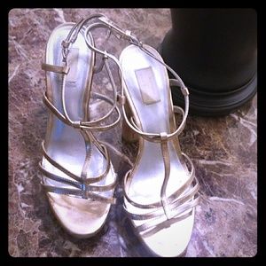 Kate Hudson by Ann taylor highheels